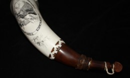 Throat and Spout Throat and SpoutThe throat of the horn is engrailed. It steps down to a smooth neck which flows into two carved rings then a faceted spout.