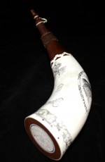 Hanging View Hanging ViewThe horn, a right side carry, had a nice curve to it. Most of the engraving was on the inside and outside curves.